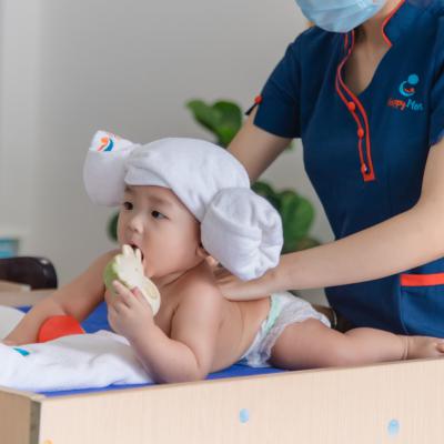 Massage cho bé